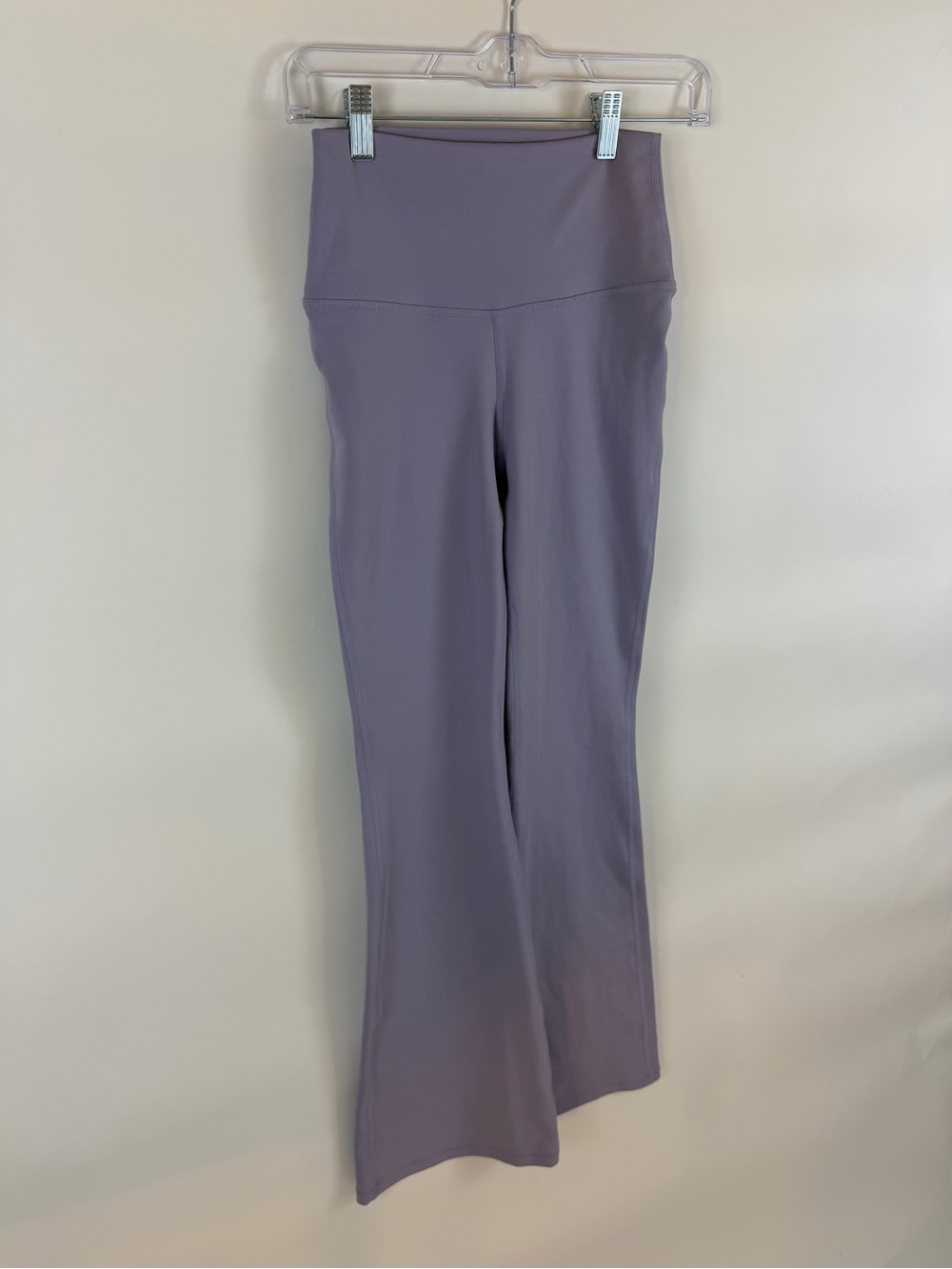Gilly Hicks Lavender High Rise Flare Leggings Yoga Pants - Picture 3 of 9